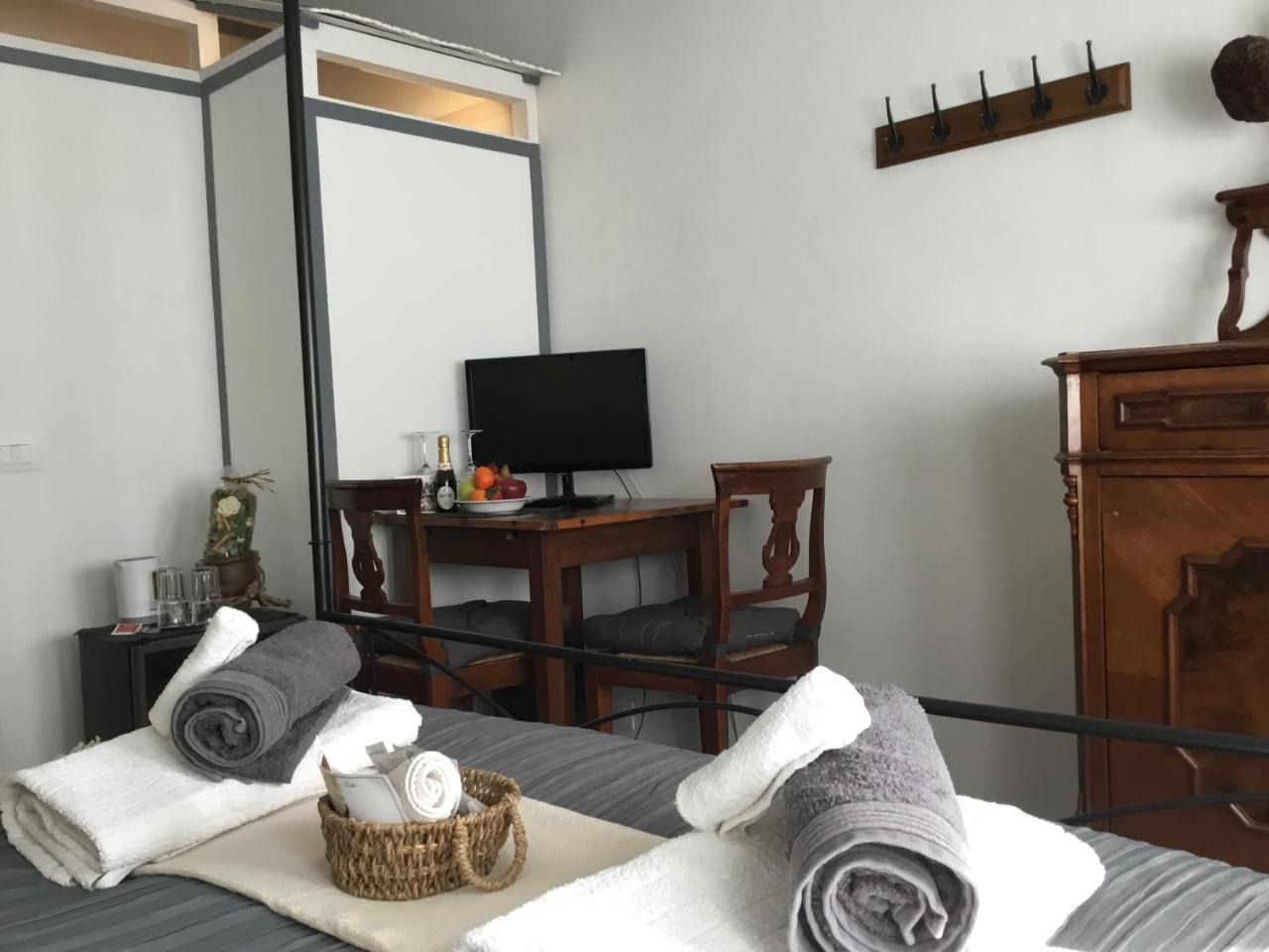 เล ฟาเต อพาร์ตเมนต์ Bed & Breakfast โรม ภายนอก รูปภาพ